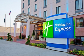 Holiday Inn Express Brooklyn, an IHG Hotel